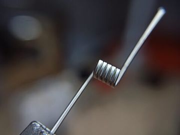 Купить HOTLINE COILS №15Р - Трещащий Alien MTL 0.3 ohm (обратная намотка) - 1шт