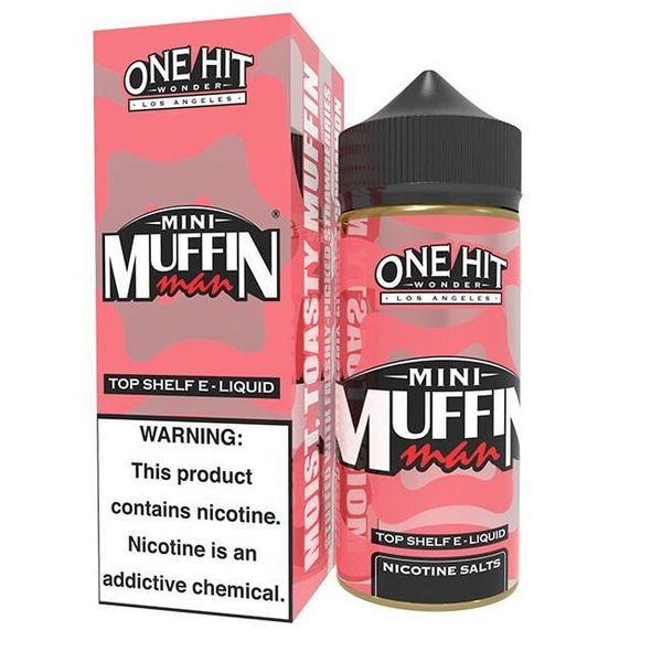 Купить Ароматный маффин из свежей клубники только из печки.